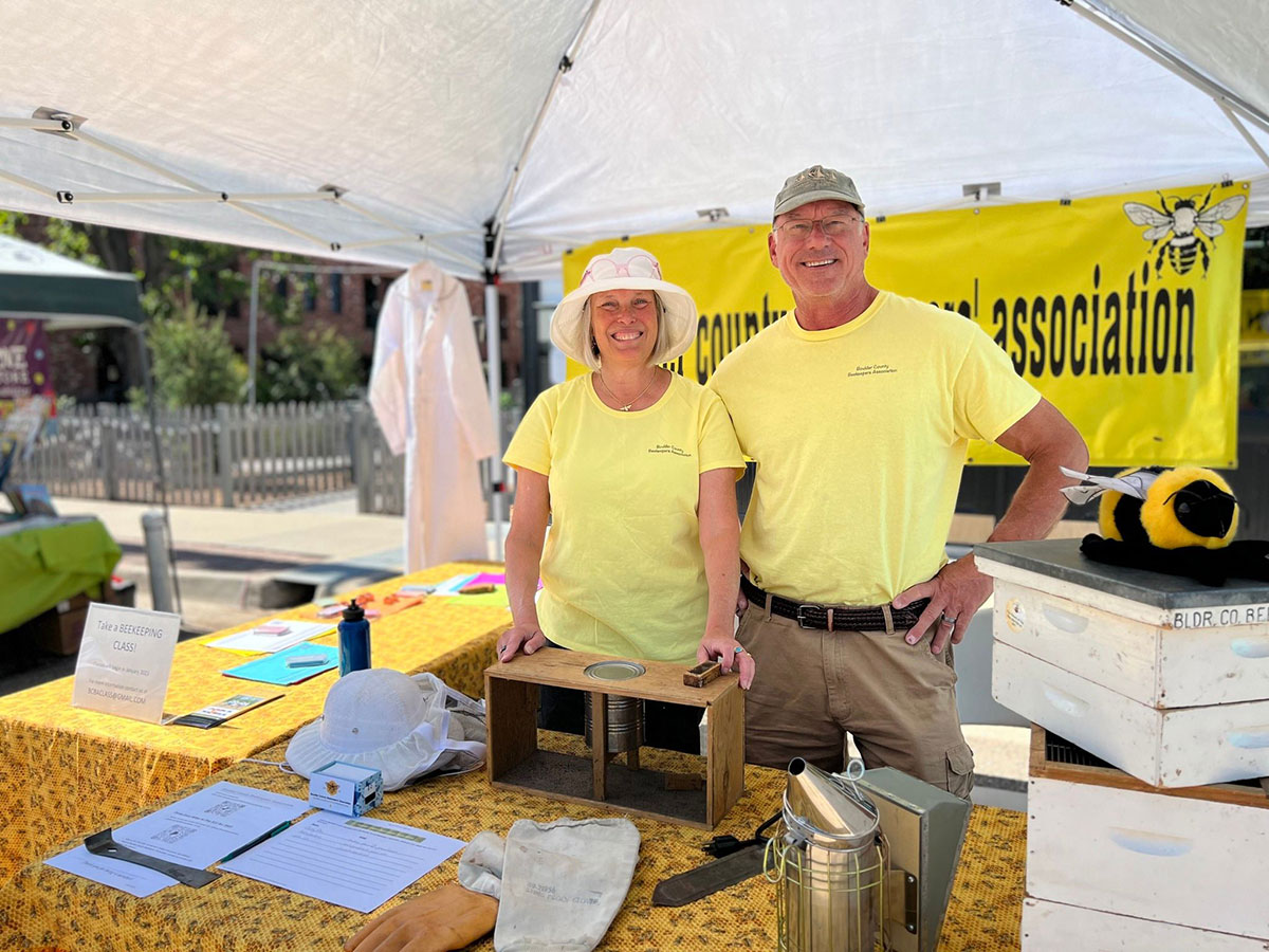 BCBA members Liz and Mike at the 2022 Niwot Honey Bee Harvest Festival.